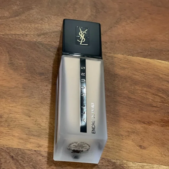 YSL - Picture 4 of 10